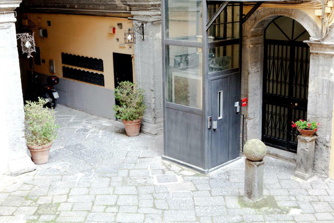 Casa Velata A Spaccanapoli Exterior photo